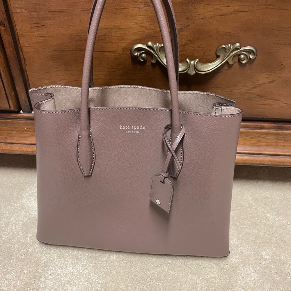 Kate spade tote purse, taupe color